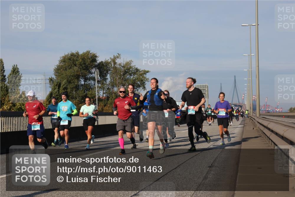 03.10.2025 - Köhlbrandbrückenlauf Luisa Fischer http://msf.ph/oto/9011463 03.10.2025 10:53:57 Position 3  meine-sportfotos.de