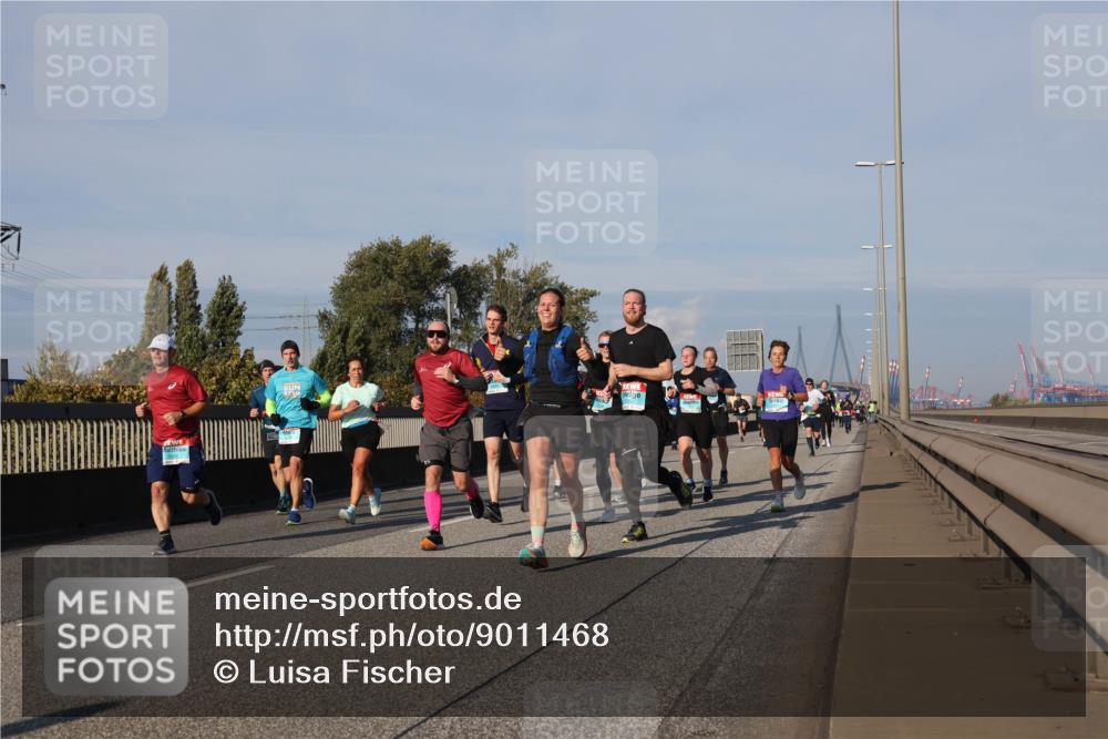 03.10.2025 - Köhlbrandbrückenlauf Luisa Fischer http://msf.ph/oto/9011468 03.10.2025 10:53:57 Position 3  meine-sportfotos.de