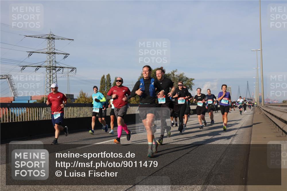 03.10.2025 - Köhlbrandbrückenlauf Luisa Fischer http://msf.ph/oto/9011479 03.10.2025 10:53:58 Position 3  meine-sportfotos.de