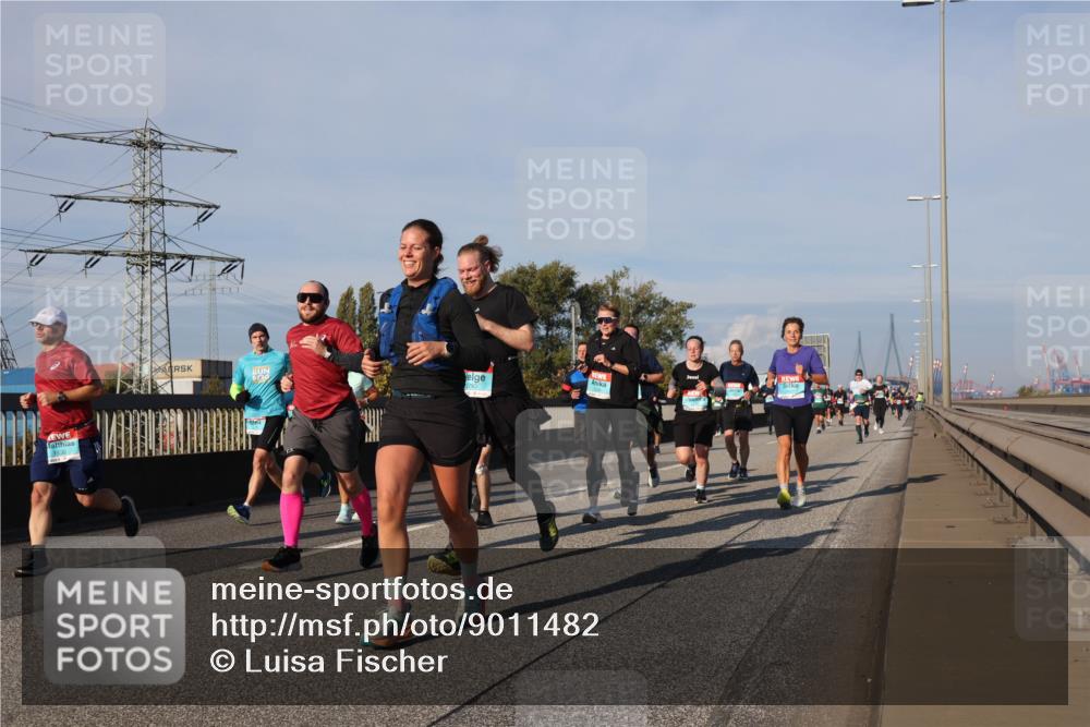 03.10.2025 - Köhlbrandbrückenlauf Luisa Fischer http://msf.ph/oto/9011482 03.10.2025 10:53:59 Position 3 1532, 2793 meine-sportfotos.de