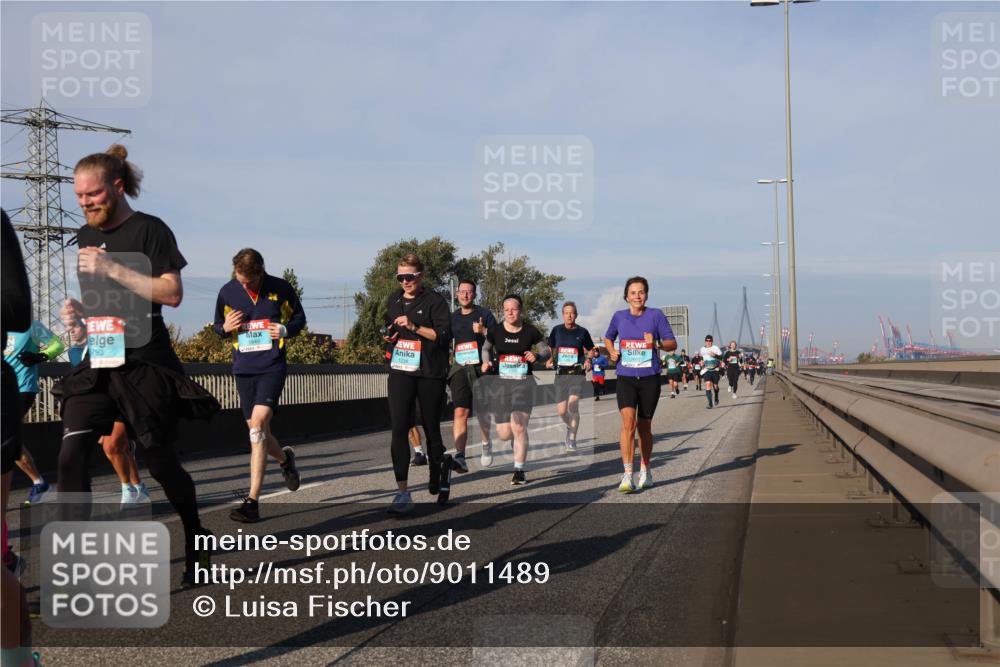 03.10.2025 - Köhlbrandbrückenlauf Luisa Fischer http://msf.ph/oto/9011489 03.10.2025 10:53:59 Position 3  meine-sportfotos.de