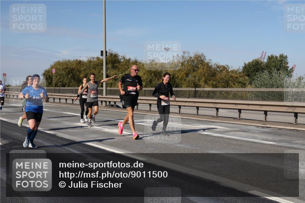 03.10.2025 - Köhlbrandbrückenlauf Julia Fischer http://msf.ph/oto/9011500 03.10.2025 12:59:50 Position 3  meine-sportfotos.de