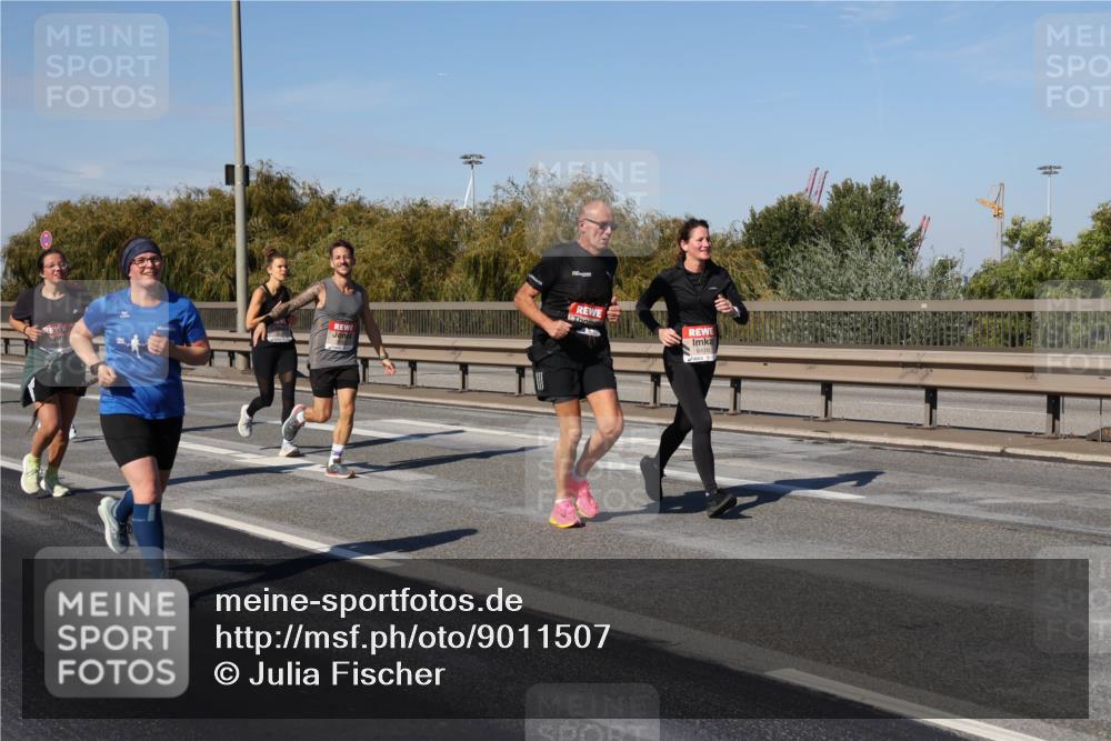 03.10.2025 - Köhlbrandbrückenlauf Julia Fischer http://msf.ph/oto/9011507 03.10.2025 12:59:51 Position 3 6418 meine-sportfotos.de