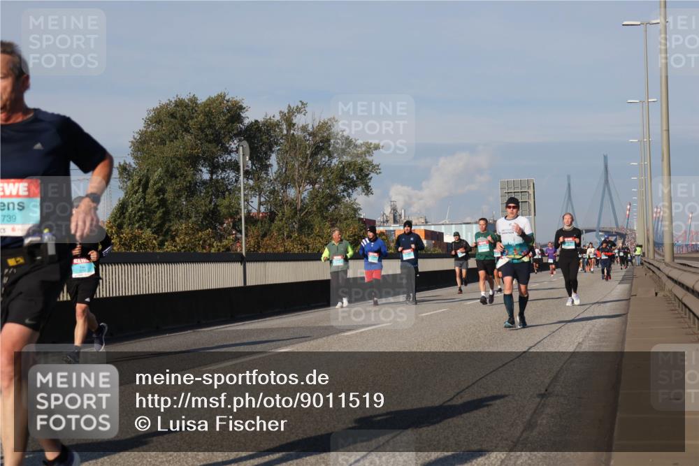 03.10.2025 - Köhlbrandbrückenlauf Luisa Fischer http://msf.ph/oto/9011519 03.10.2025 10:54:02 Position 3 739 meine-sportfotos.de