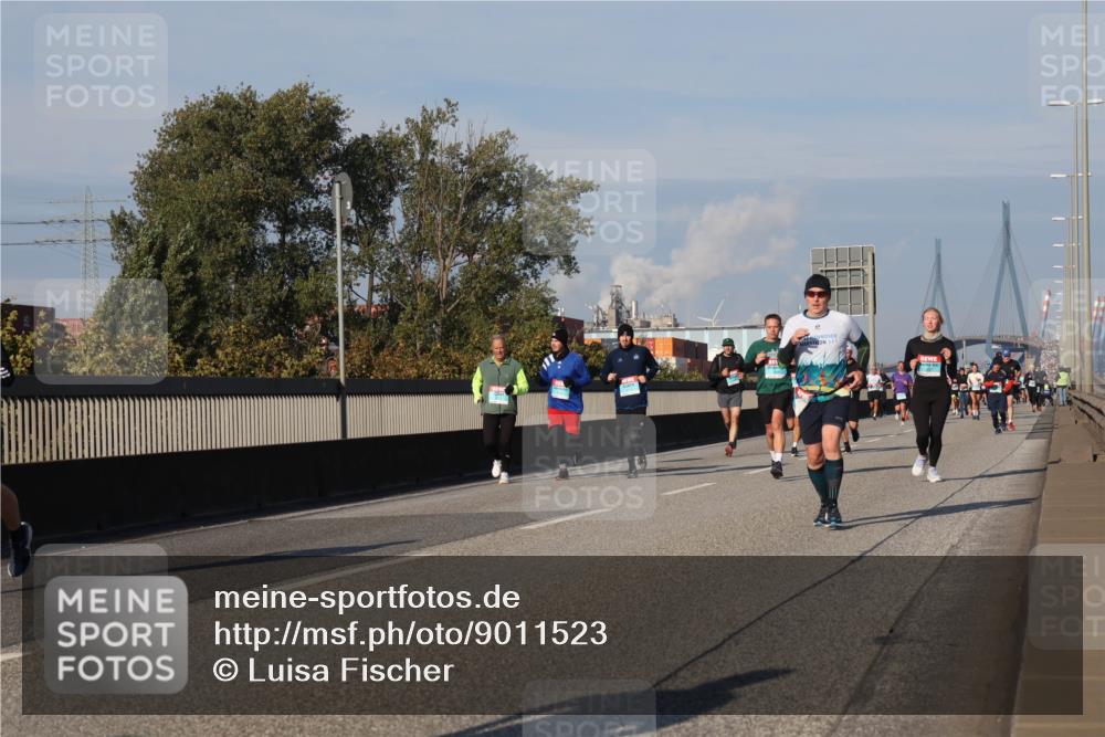 03.10.2025 - Köhlbrandbrückenlauf Luisa Fischer http://msf.ph/oto/9011523 03.10.2025 10:54:02 Position 3  meine-sportfotos.de