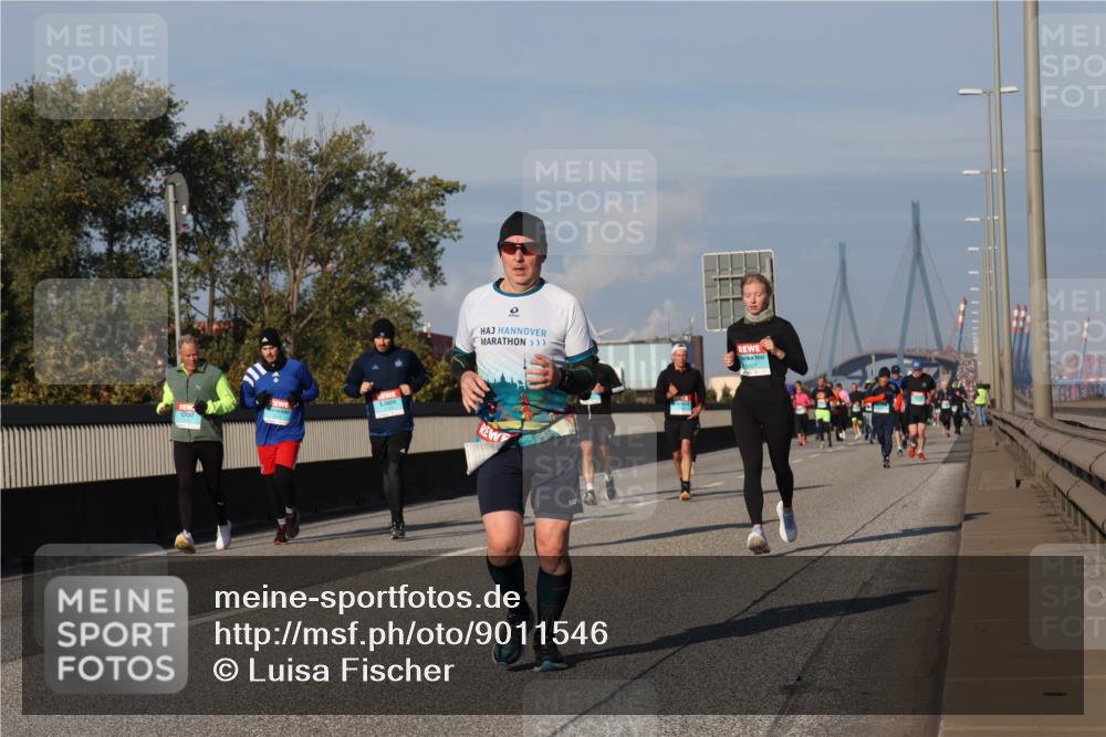 03.10.2025 - Köhlbrandbrückenlauf Luisa Fischer http://msf.ph/oto/9011546 03.10.2025 10:54:05 Position 3 1407 meine-sportfotos.de