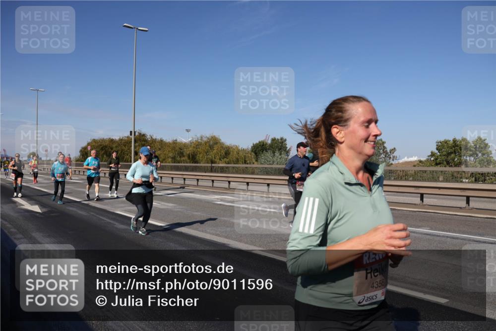 03.10.2025 - Köhlbrandbrückenlauf Julia Fischer http://msf.ph/oto/9011596 03.10.2025 13:00:09 Position 3 4356 meine-sportfotos.de