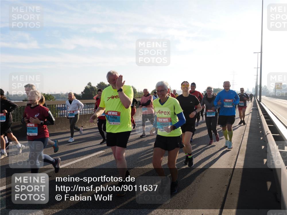 03.10.2025 - Köhlbrandbrückenlauf Fabian Wolf http://msf.ph/oto/9011637 03.10.2025 09:22:33 Position 3 3240, 2739 meine-sportfotos.de