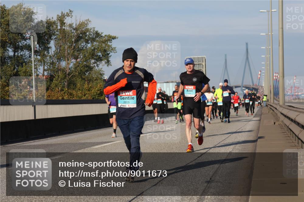 03.10.2025 - Köhlbrandbrückenlauf Luisa Fischer http://msf.ph/oto/9011673 03.10.2025 10:54:16 Position 3 2805, 1369 meine-sportfotos.de