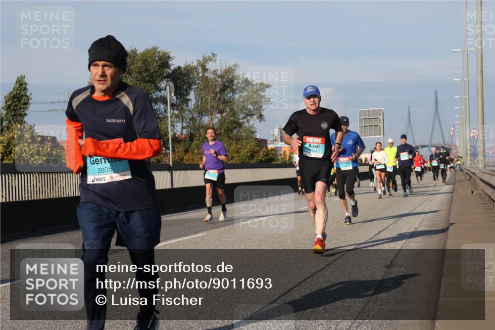 03.10.2025 - Köhlbrandbrückenlauf Luisa Fischer http://msf.ph/oto/9011693 03.10.2025 10:54:18 Position 3 2805, 369 meine-sportfotos.de