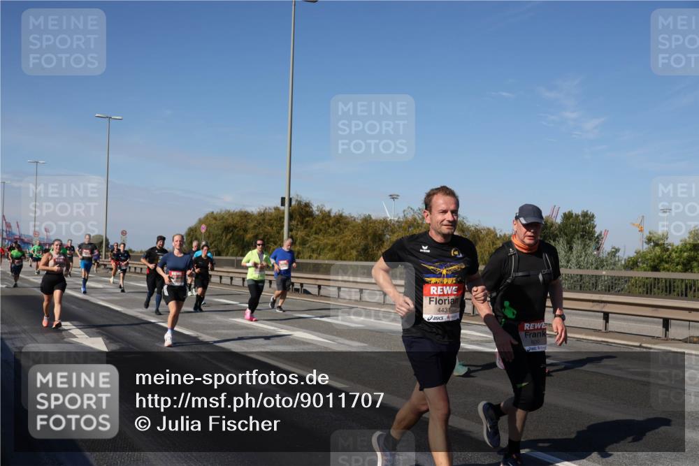 03.10.2025 - Köhlbrandbrückenlauf Julia Fischer http://msf.ph/oto/9011707 03.10.2025 13:00:31 Position 3 4431, 1330 meine-sportfotos.de