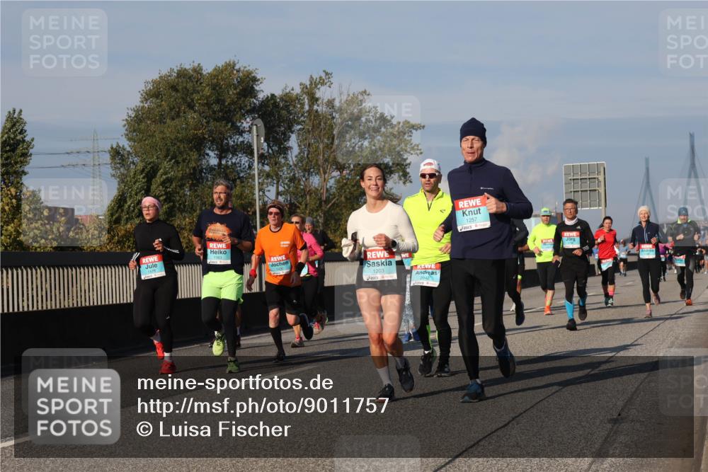 03.10.2025 - Köhlbrandbrückenlauf Luisa Fischer http://msf.ph/oto/9011757 03.10.2025 10:54:24 Position 3 1163, 1478, 1430, 1203, 2942, 1257 meine-sportfotos.de