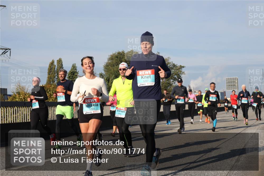 03.10.2025 - Köhlbrandbrückenlauf Luisa Fischer http://msf.ph/oto/9011774 03.10.2025 10:54:26 Position 3 1163, 1203, 2942, 1257 meine-sportfotos.de