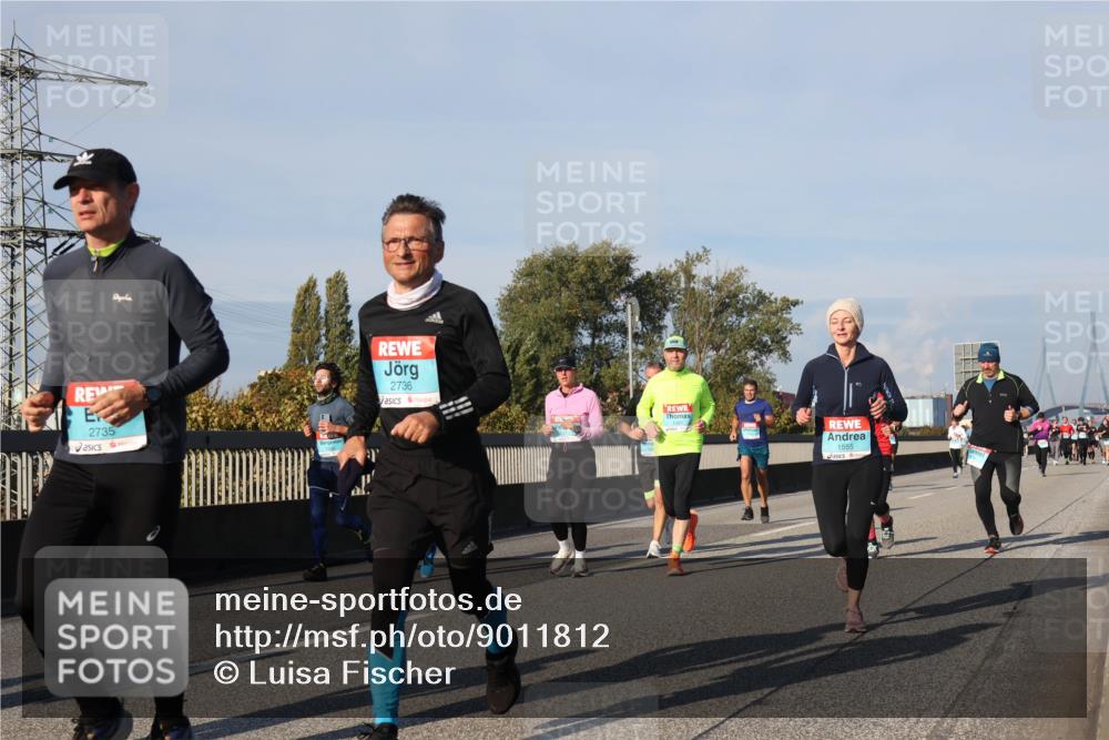 03.10.2025 - Köhlbrandbrückenlauf Luisa Fischer http://msf.ph/oto/9011812 03.10.2025 10:54:29 Position 3 2735, 2736, 1555 meine-sportfotos.de