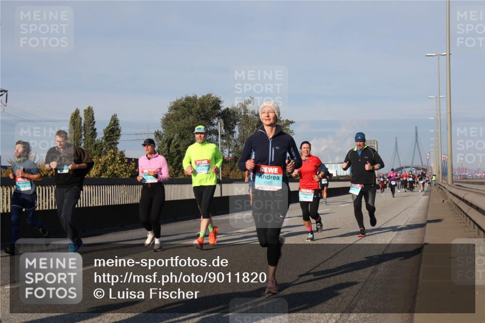 03.10.2025 - Köhlbrandbrückenlauf Luisa Fischer http://msf.ph/oto/9011820 03.10.2025 10:54:30 Position 3 1555 meine-sportfotos.de
