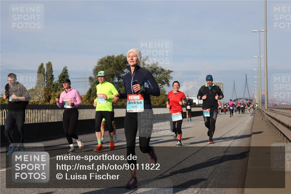 03.10.2025 - Köhlbrandbrückenlauf Luisa Fischer http://msf.ph/oto/9011822 03.10.2025 10:54:30 Position 3 1555, 1461 meine-sportfotos.de