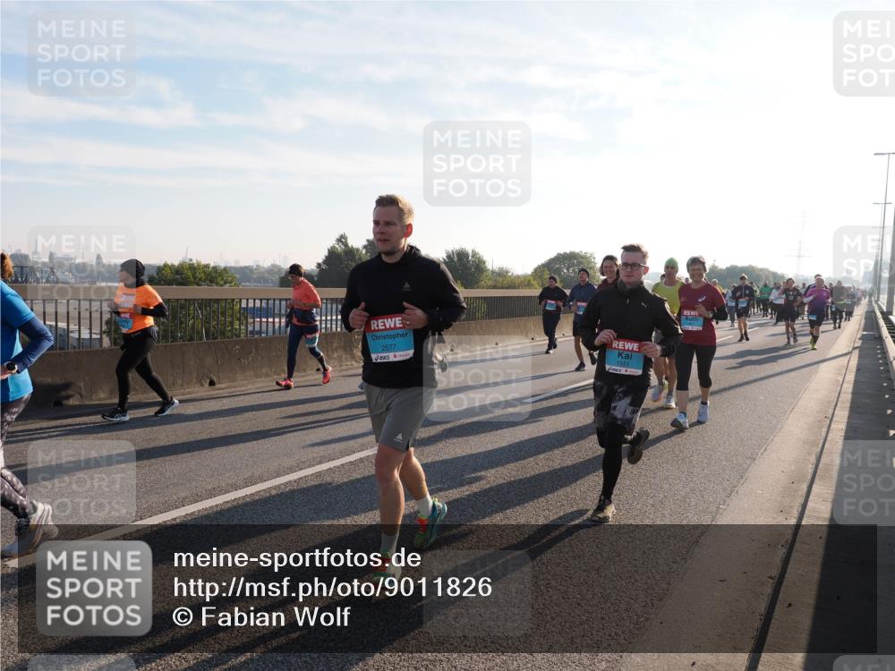 03.10.2025 - Köhlbrandbrückenlauf Fabian Wolf http://msf.ph/oto/9011826 03.10.2025 09:22:42 Position 3 2577, 1551 meine-sportfotos.de
