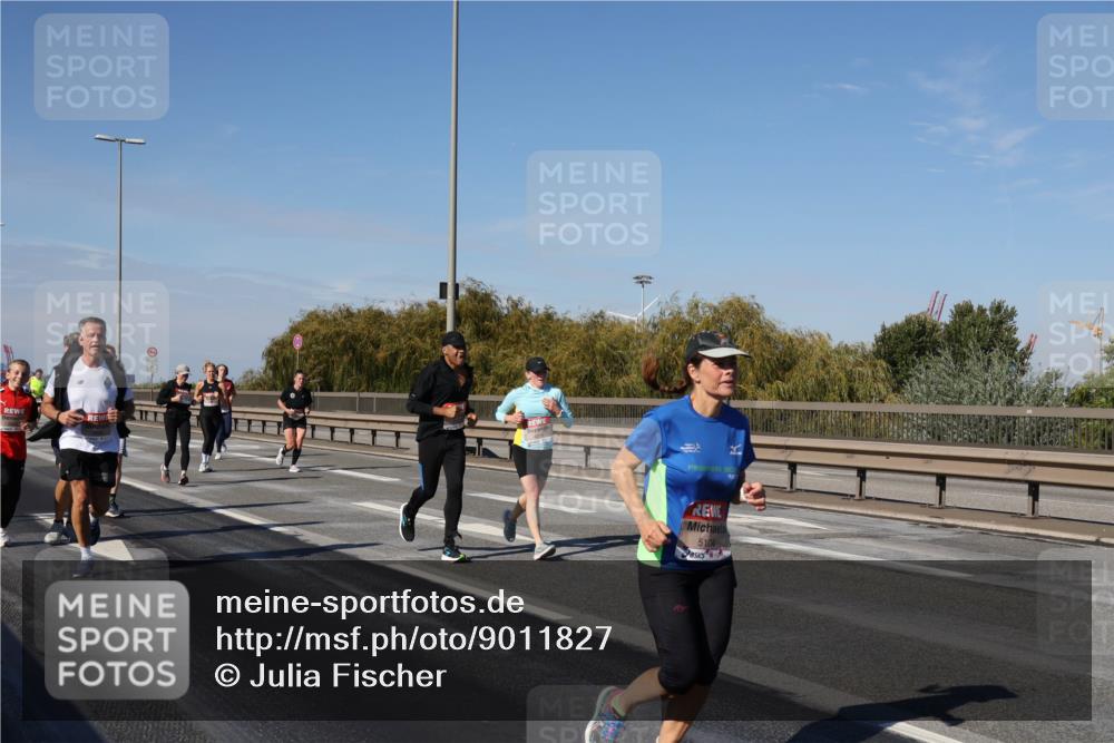 03.10.2025 - Köhlbrandbrückenlauf Julia Fischer http://msf.ph/oto/9011827 03.10.2025 13:00:52 Position 3 20, 5104 meine-sportfotos.de