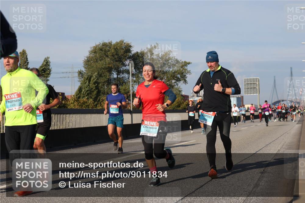 03.10.2025 - Köhlbrandbrückenlauf Luisa Fischer http://msf.ph/oto/9011834 03.10.2025 10:54:31 Position 3 1409, 1461, 1876 meine-sportfotos.de