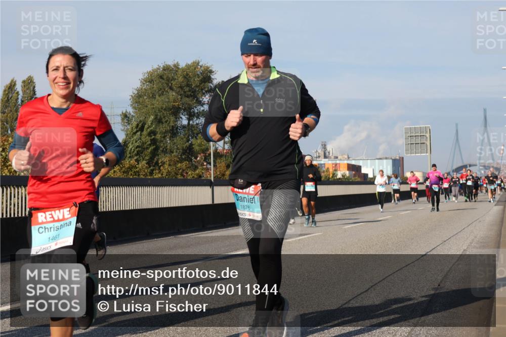 03.10.2025 - Köhlbrandbrückenlauf Luisa Fischer http://msf.ph/oto/9011844 03.10.2025 10:54:32 Position 3 1461, 1876 meine-sportfotos.de