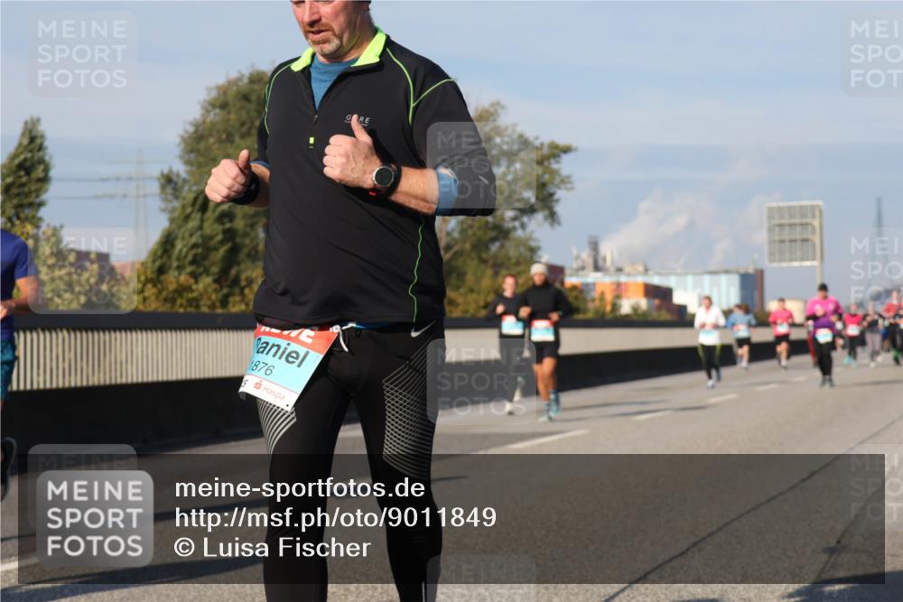 03.10.2025 - Köhlbrandbrückenlauf Luisa Fischer http://msf.ph/oto/9011849 03.10.2025 10:54:33 Position 3 1876 meine-sportfotos.de
