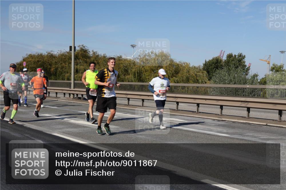 03.10.2025 - Köhlbrandbrückenlauf Julia Fischer http://msf.ph/oto/9011867 03.10.2025 13:01:04 Position 3  meine-sportfotos.de