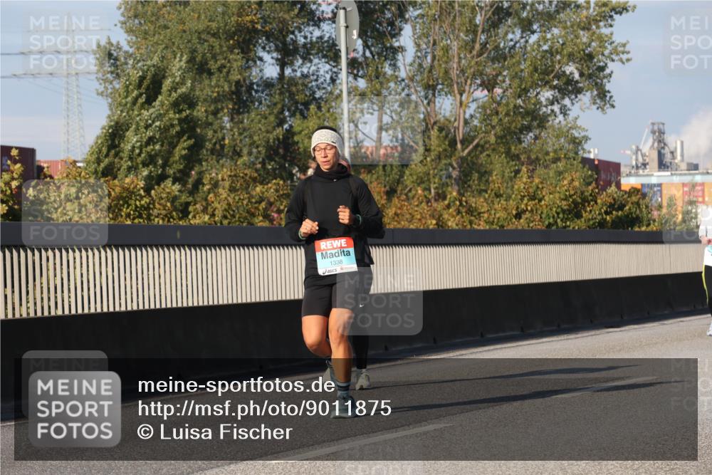 03.10.2025 - Köhlbrandbrückenlauf Luisa Fischer http://msf.ph/oto/9011875 03.10.2025 10:54:35 Position 3 1338 meine-sportfotos.de