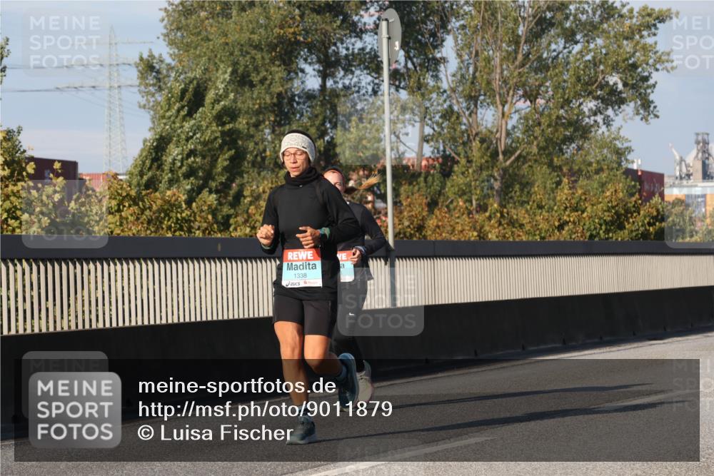 03.10.2025 - Köhlbrandbrückenlauf Luisa Fischer http://msf.ph/oto/9011879 03.10.2025 10:54:35 Position 3 1338 meine-sportfotos.de