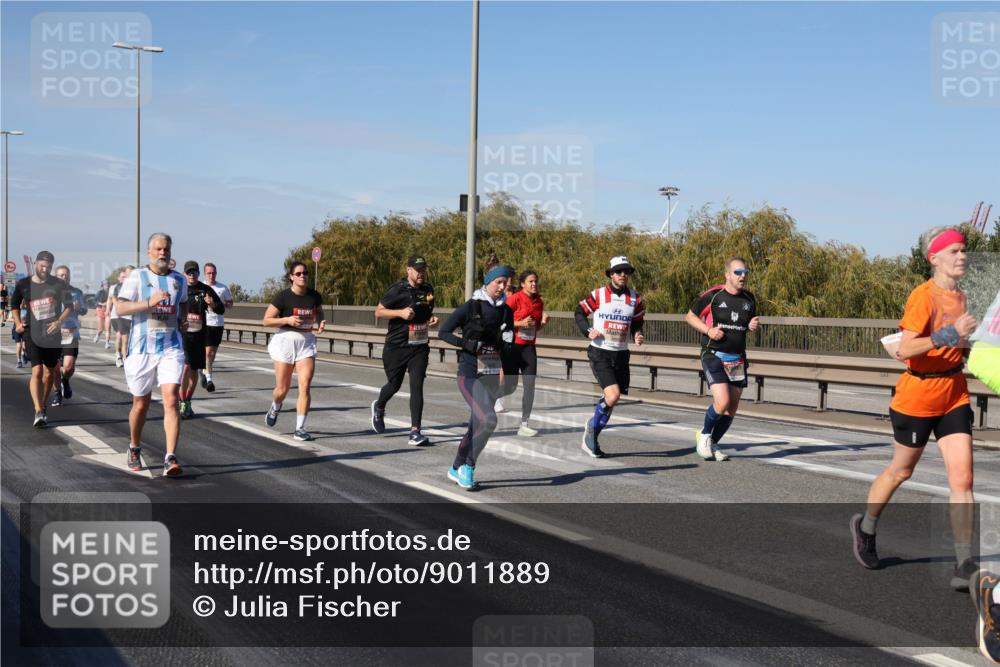 03.10.2025 - Köhlbrandbrückenlauf Julia Fischer http://msf.ph/oto/9011889 03.10.2025 13:01:07 Position 3  meine-sportfotos.de
