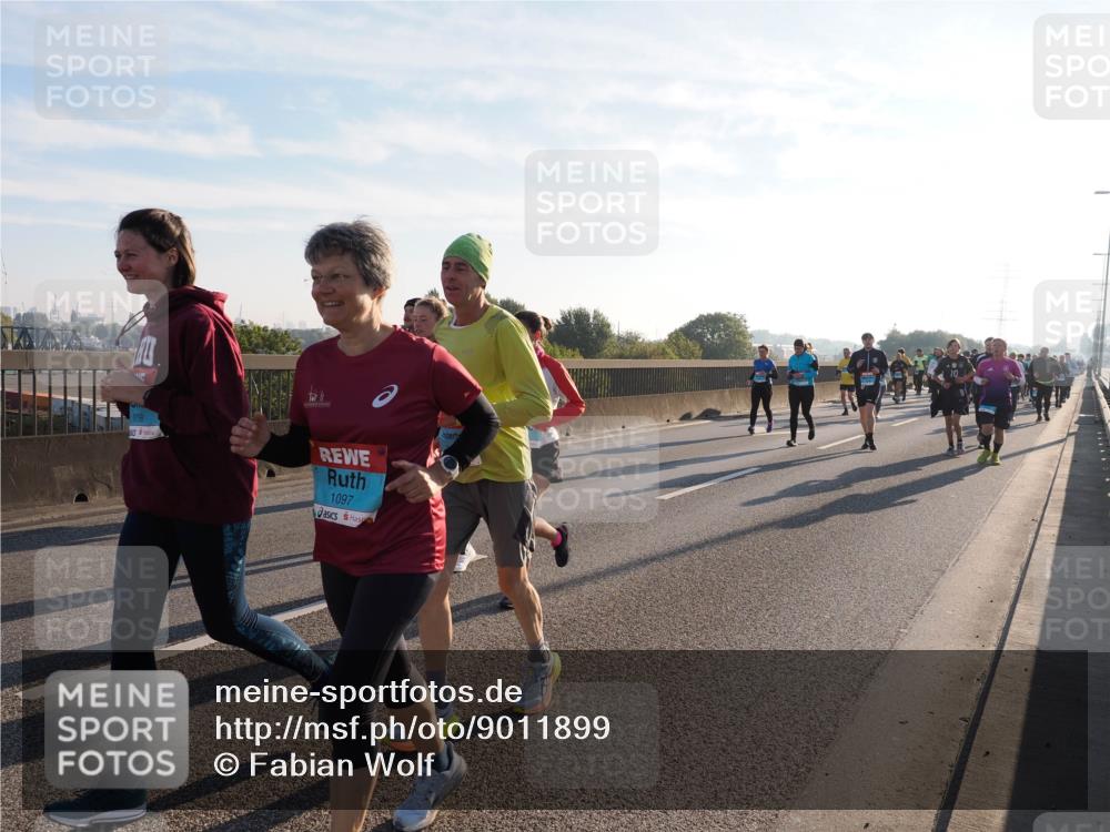 03.10.2025 - Köhlbrandbrückenlauf Fabian Wolf http://msf.ph/oto/9011899 03.10.2025 09:22:44 Position 3 1098, 1097 meine-sportfotos.de