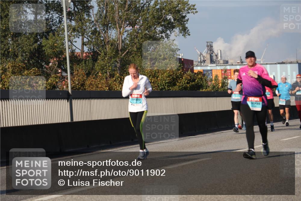 03.10.2025 - Köhlbrandbrückenlauf Luisa Fischer http://msf.ph/oto/9011902 03.10.2025 10:54:38 Position 3 1188 meine-sportfotos.de
