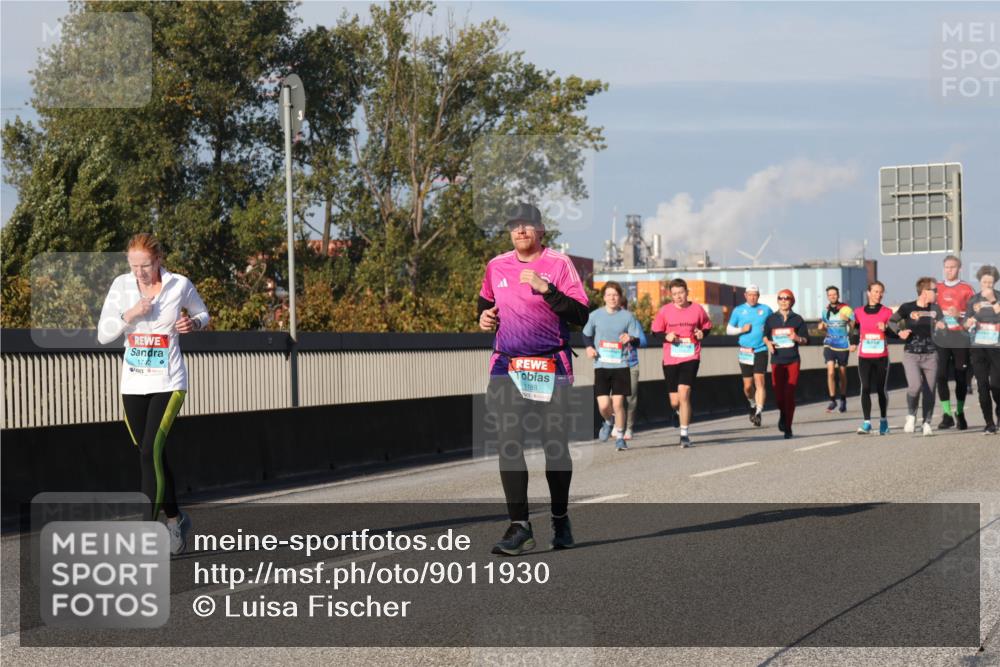 03.10.2025 - Köhlbrandbrückenlauf Luisa Fischer http://msf.ph/oto/9011930 03.10.2025 10:54:40 Position 3 1742, 1188 meine-sportfotos.de