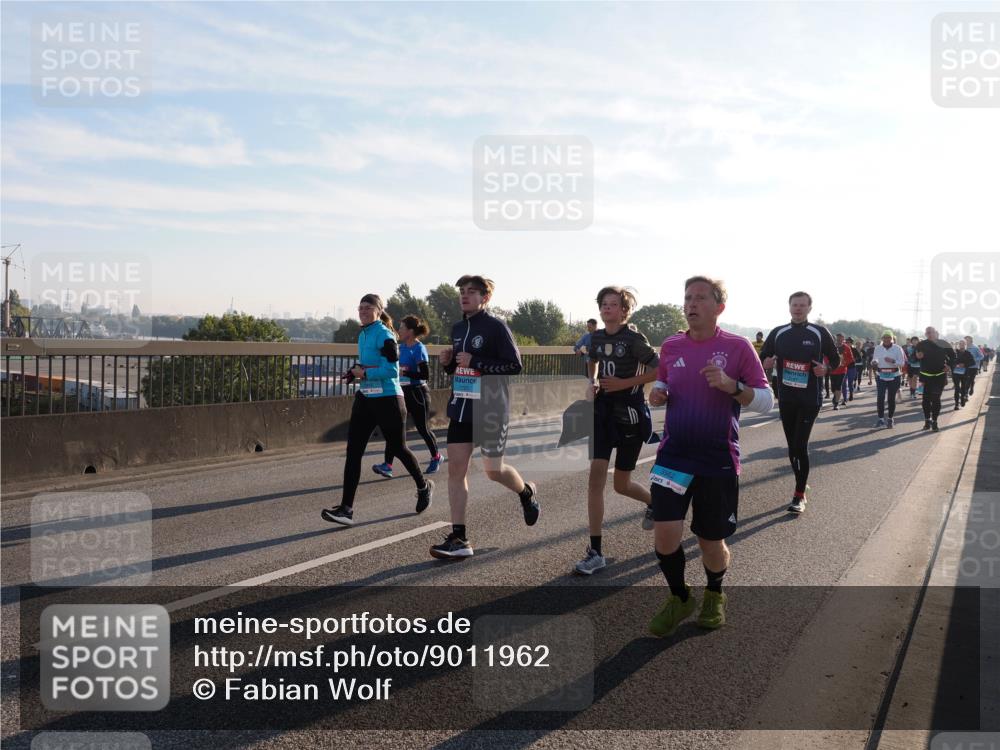 03.10.2025 - Köhlbrandbrückenlauf Fabian Wolf http://msf.ph/oto/9011962 03.10.2025 09:22:48 Position 3 3562, 3147 meine-sportfotos.de