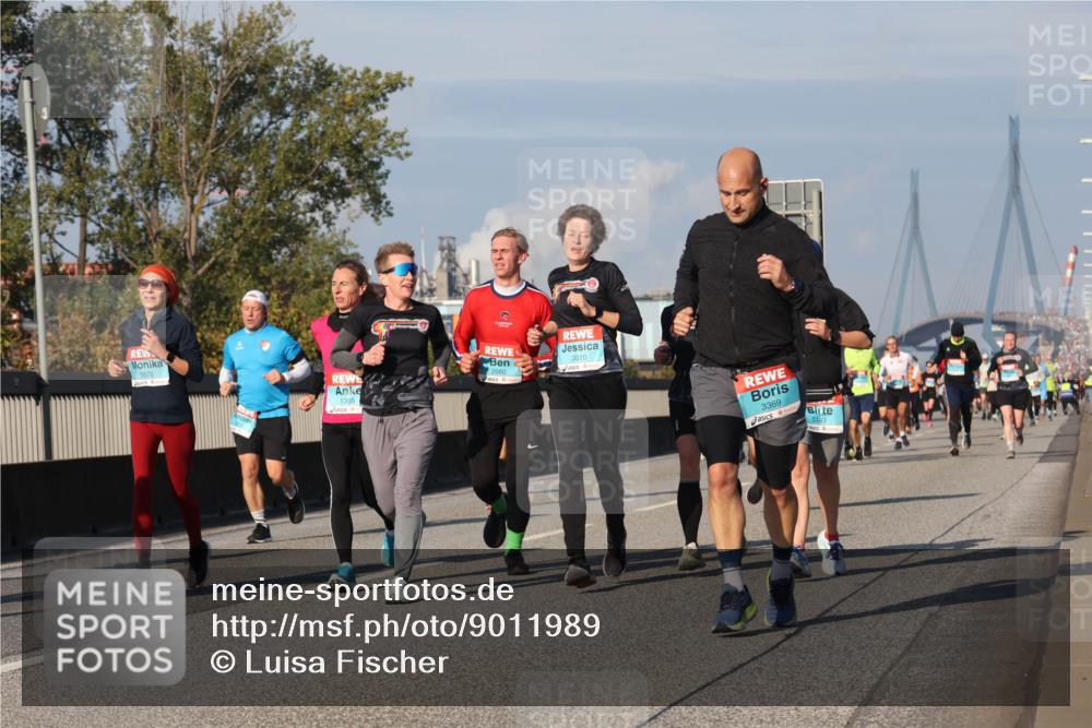 03.10.2025 - Köhlbrandbrückenlauf Luisa Fischer http://msf.ph/oto/9011989 03.10.2025 10:54:45 Position 3 3010, 1670, 2560, 1355, 3369, 3493 meine-sportfotos.de