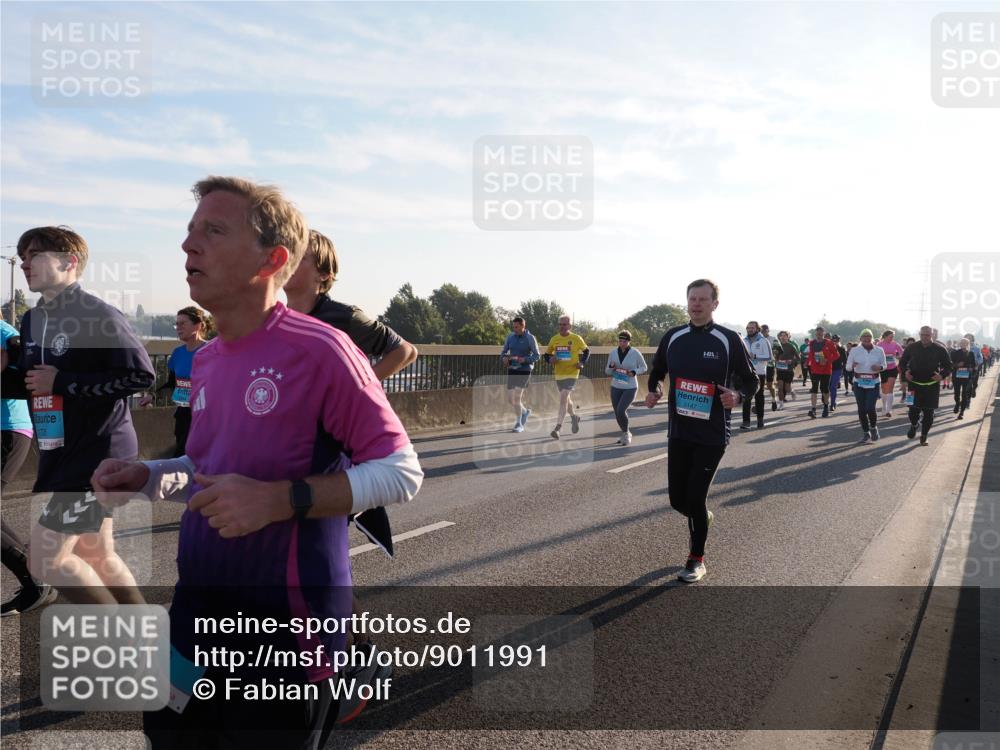 03.10.2025 - Köhlbrandbrückenlauf Fabian Wolf http://msf.ph/oto/9011991 03.10.2025 09:22:49 Position 3 1725, 562, 3147 meine-sportfotos.de