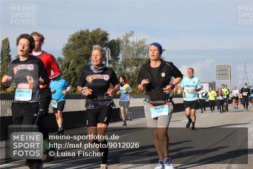 03.10.2025 - Köhlbrandbrückenlauf Luisa Fischer http://msf.ph/oto/9012026 03.10.2025 10:54:49 Position 3 3010, 3493 meine-sportfotos.de