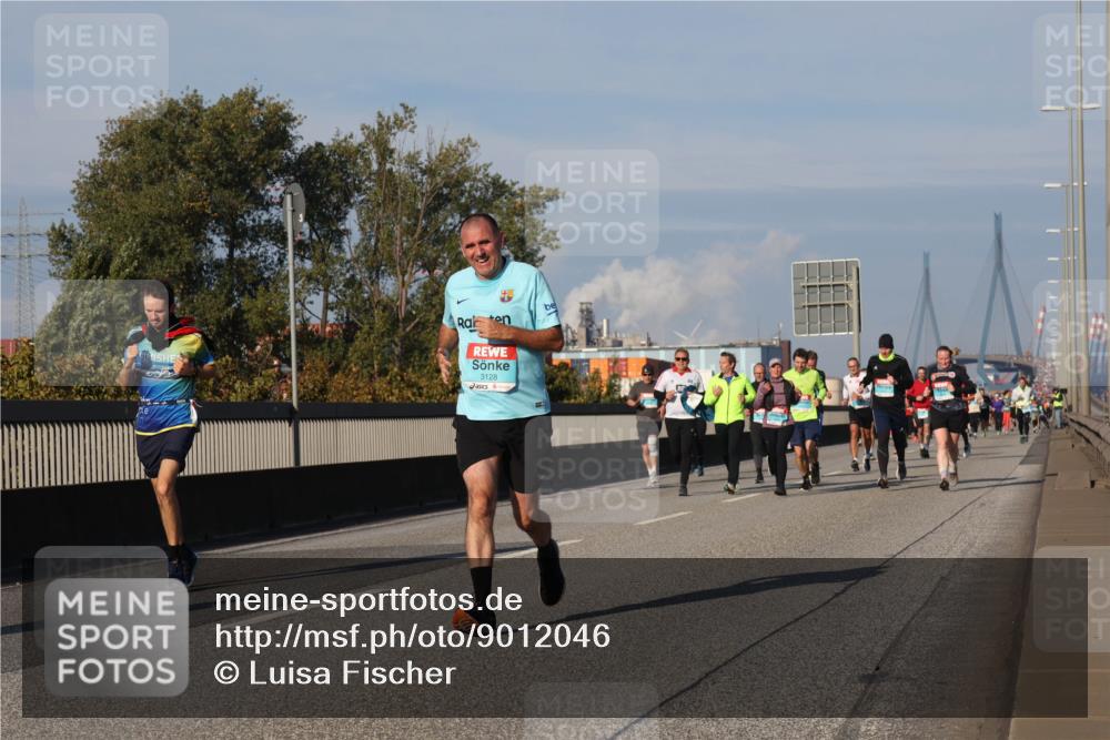 03.10.2025 - Köhlbrandbrückenlauf Luisa Fischer http://msf.ph/oto/9012046 03.10.2025 10:54:51 Position 3 3128 meine-sportfotos.de