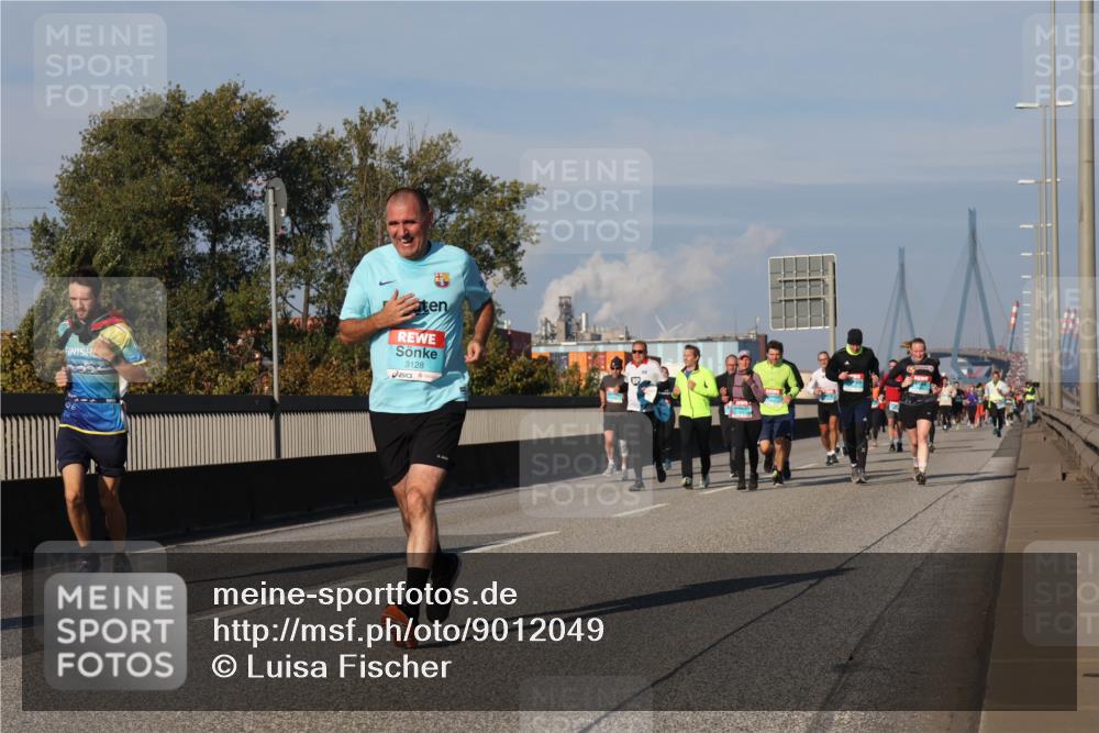 03.10.2025 - Köhlbrandbrückenlauf Luisa Fischer http://msf.ph/oto/9012049 03.10.2025 10:54:51 Position 3 3128 meine-sportfotos.de