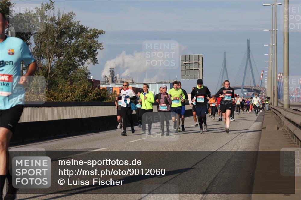 03.10.2025 - Köhlbrandbrückenlauf Luisa Fischer http://msf.ph/oto/9012060 03.10.2025 10:54:52 Position 3 28, 6 meine-sportfotos.de