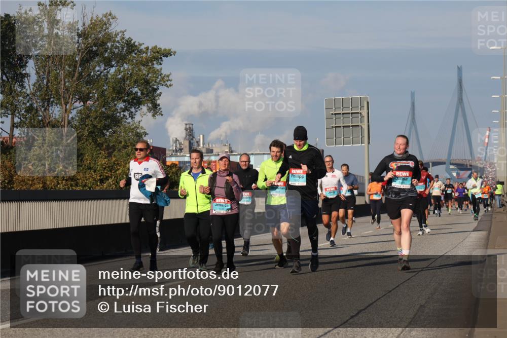 03.10.2025 - Köhlbrandbrückenlauf Luisa Fischer http://msf.ph/oto/9012077 03.10.2025 10:54:54 Position 3  meine-sportfotos.de