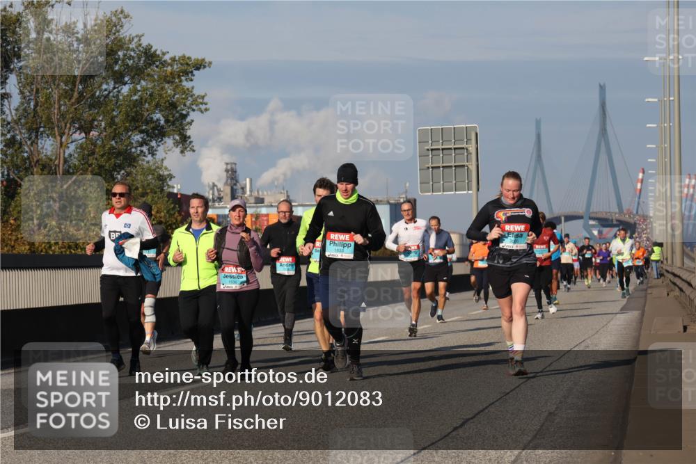 03.10.2025 - Köhlbrandbrückenlauf Luisa Fischer http://msf.ph/oto/9012083 03.10.2025 10:54:54 Position 3 1536, 1833 meine-sportfotos.de