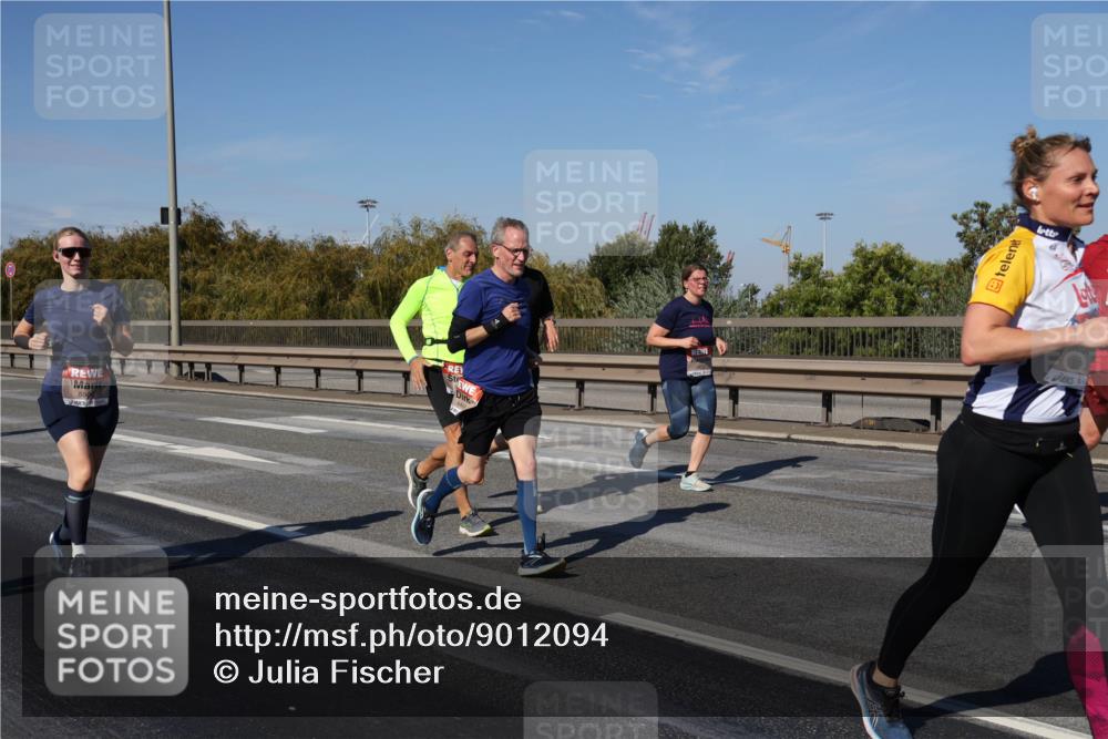 03.10.2025 - Köhlbrandbrückenlauf Julia Fischer http://msf.ph/oto/9012094 03.10.2025 13:01:41 Position 3 590 meine-sportfotos.de