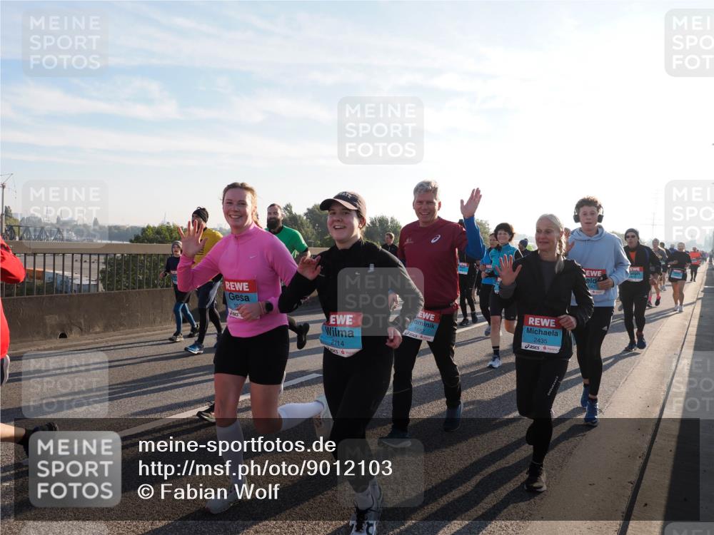 03.10.2025 - Köhlbrandbrückenlauf Fabian Wolf http://msf.ph/oto/9012103 03.10.2025 09:22:55 Position 3 10, 2114, 1687, 2435, 647 meine-sportfotos.de