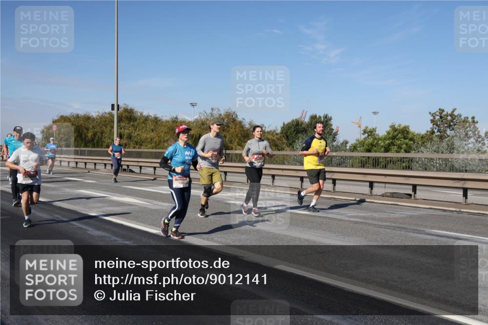 03.10.2025 - Köhlbrandbrückenlauf Julia Fischer http://msf.ph/oto/9012141 03.10.2025 13:01:52 Position 3 4333 meine-sportfotos.de