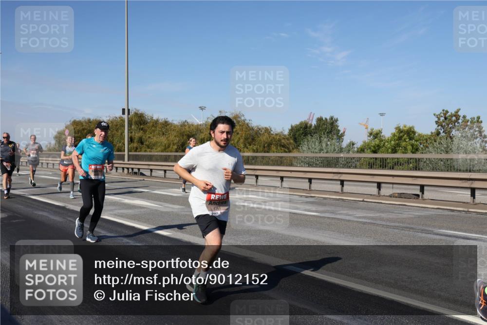 03.10.2025 - Köhlbrandbrückenlauf Julia Fischer http://msf.ph/oto/9012152 03.10.2025 13:01:54 Position 3 4361 meine-sportfotos.de