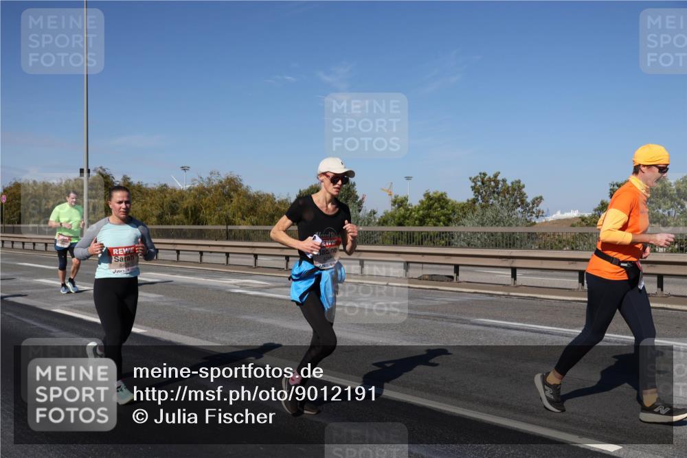 03.10.2025 - Köhlbrandbrückenlauf Julia Fischer http://msf.ph/oto/9012191 03.10.2025 13:02:06 Position 3 542, 4746 meine-sportfotos.de