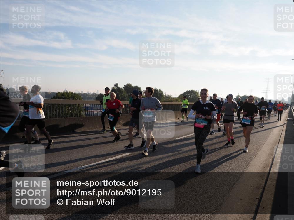 03.10.2025 - Köhlbrandbrückenlauf Fabian Wolf http://msf.ph/oto/9012195 03.10.2025 09:22:58 Position 3 3150 meine-sportfotos.de