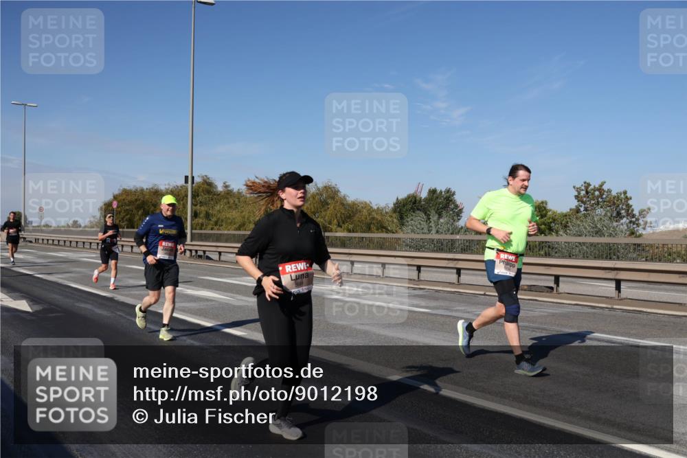 03.10.2025 - Köhlbrandbrückenlauf Julia Fischer http://msf.ph/oto/9012198 03.10.2025 13:02:08 Position 3  meine-sportfotos.de