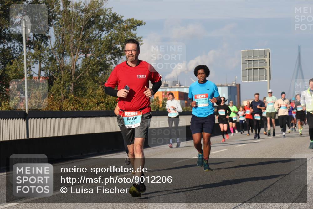 03.10.2025 - Köhlbrandbrückenlauf Luisa Fischer http://msf.ph/oto/9012206 03.10.2025 10:55:05 Position 3 1375, 3123 meine-sportfotos.de