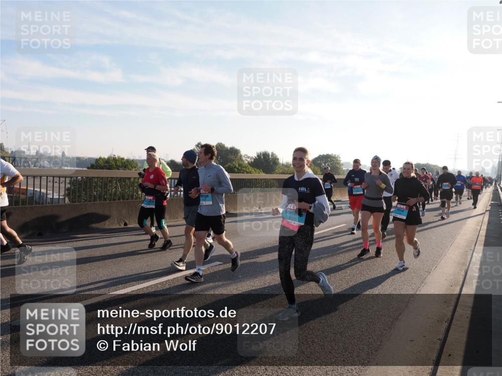 03.10.2025 - Köhlbrandbrückenlauf Fabian Wolf http://msf.ph/oto/9012207 03.10.2025 09:22:58 Position 3 3150 meine-sportfotos.de